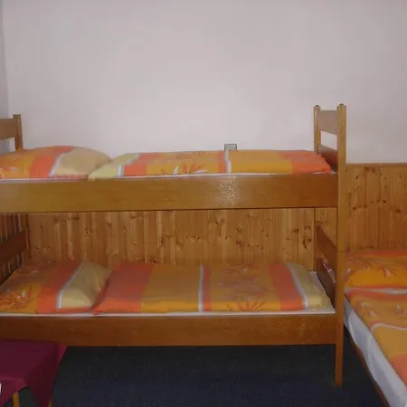 Konukevi Horska Retrochata Matfyz 3*